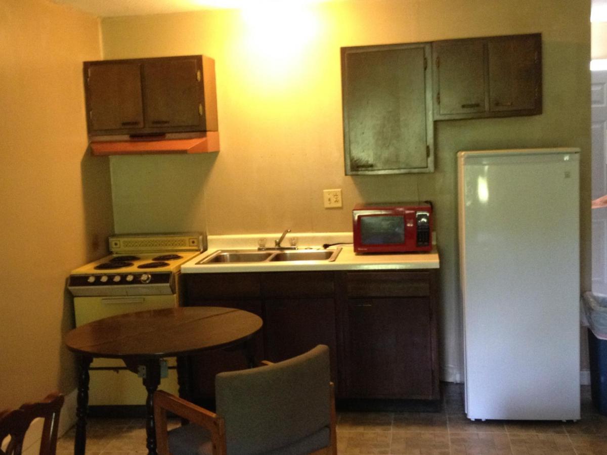 Hatfield Inn - Housity