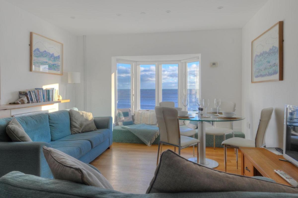 Sea Fever - Housity