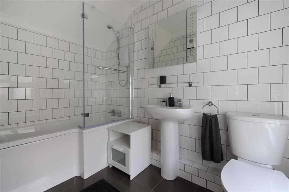 Hatchett Top Flat - Housity