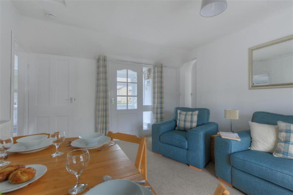 Hatchett Top Flat - Housity