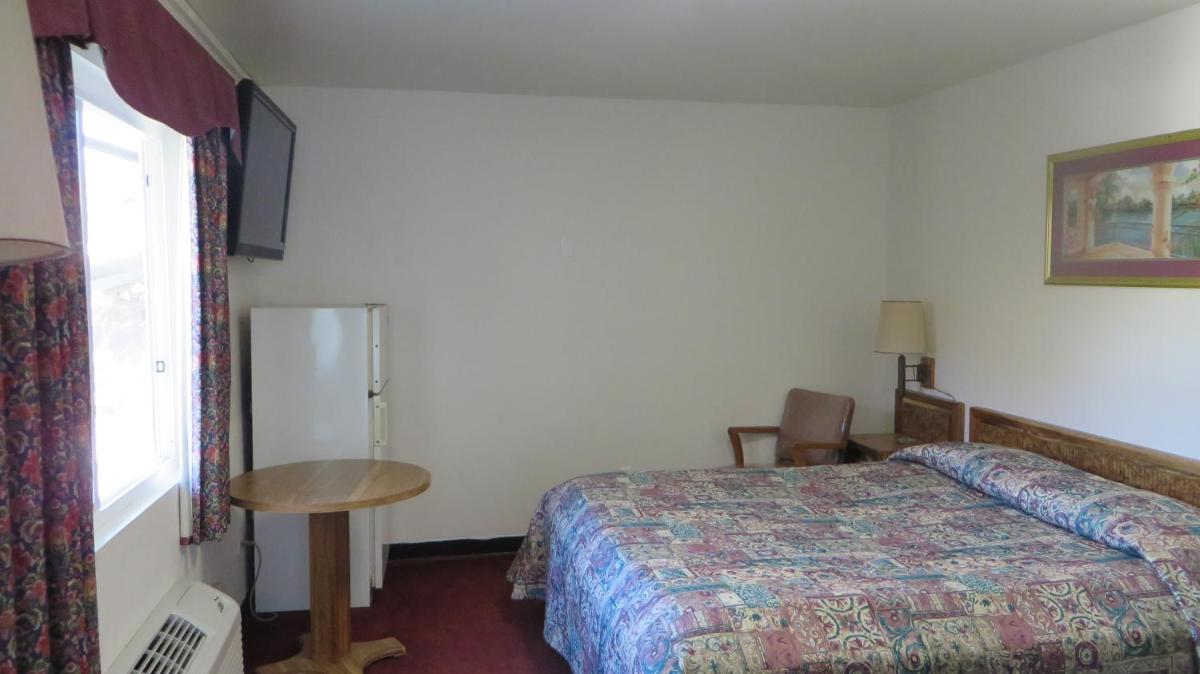Eagle Rock Motel - Housity