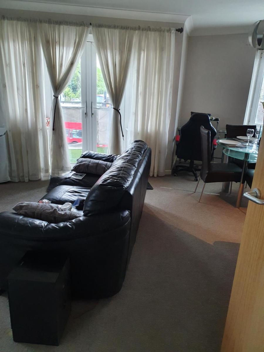 Nice cozy 2-bed apartment with everything to yourself - Housity