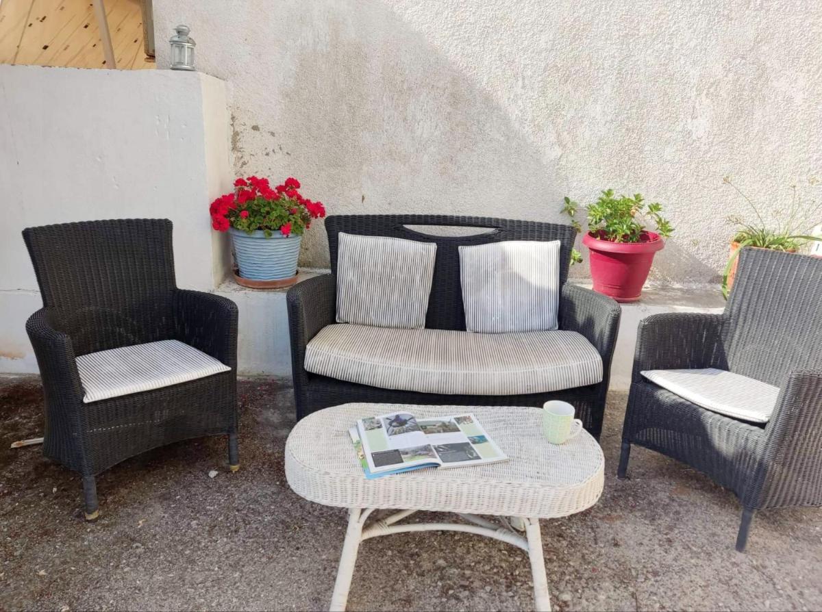 Villa IRENE Evia, 4 bdr, Pool, 500m to Beach - Housity