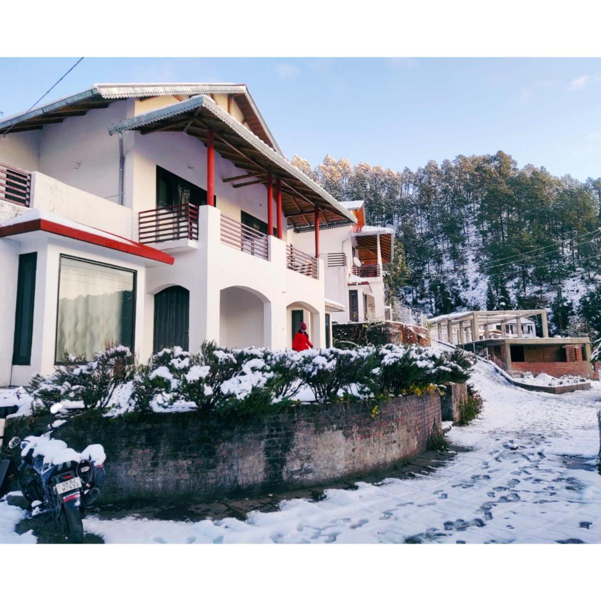 Just Naturals Wellness Resort Nainital - Housity