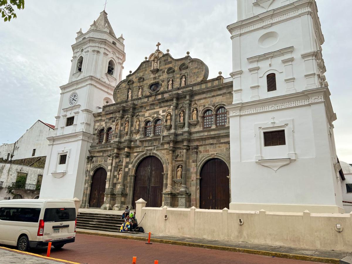 Apartamento en el Corazón de Casco Viejo Panamá 12 - Housity