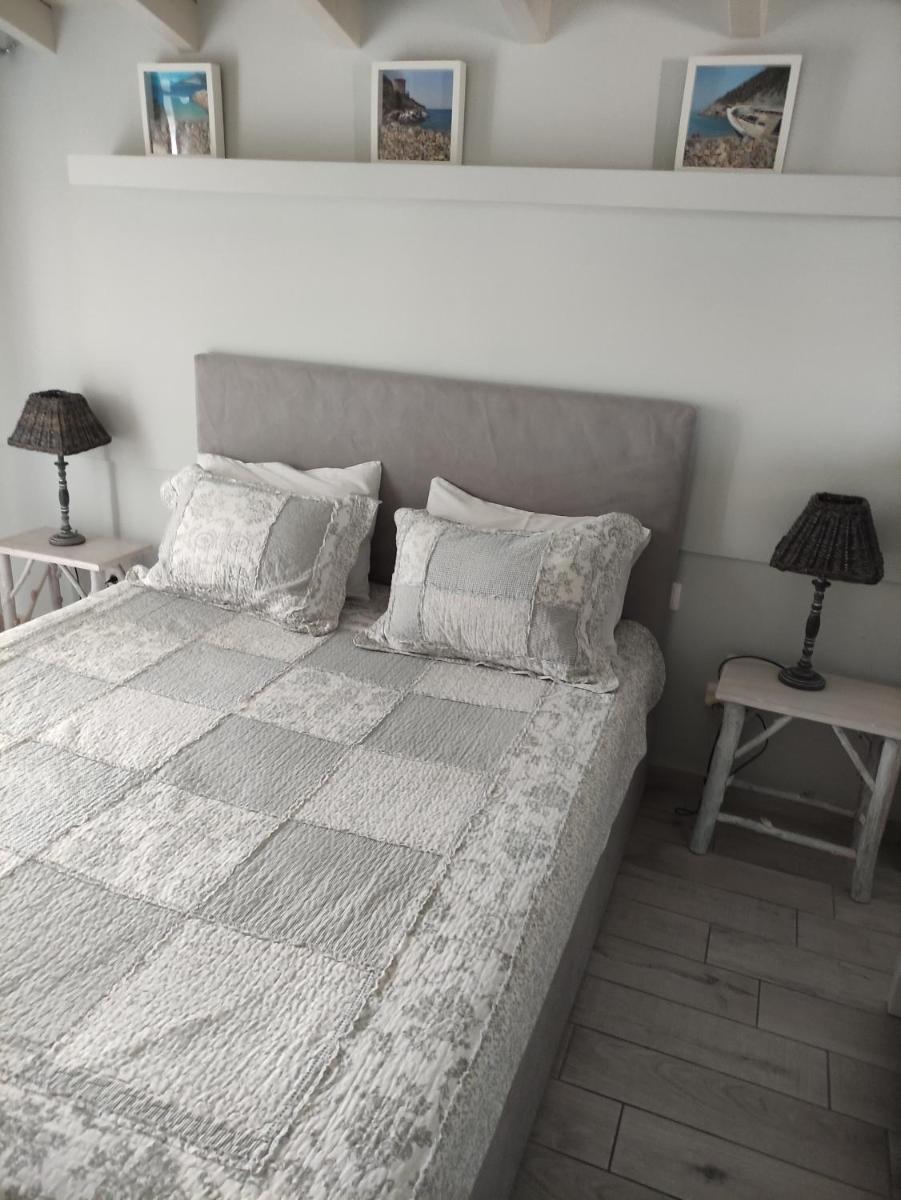 Ifigenia Studios - Housity