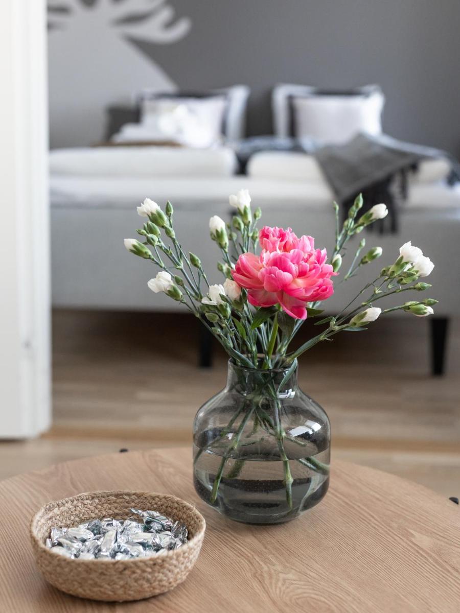 Arctic Railway City Suite - Housity