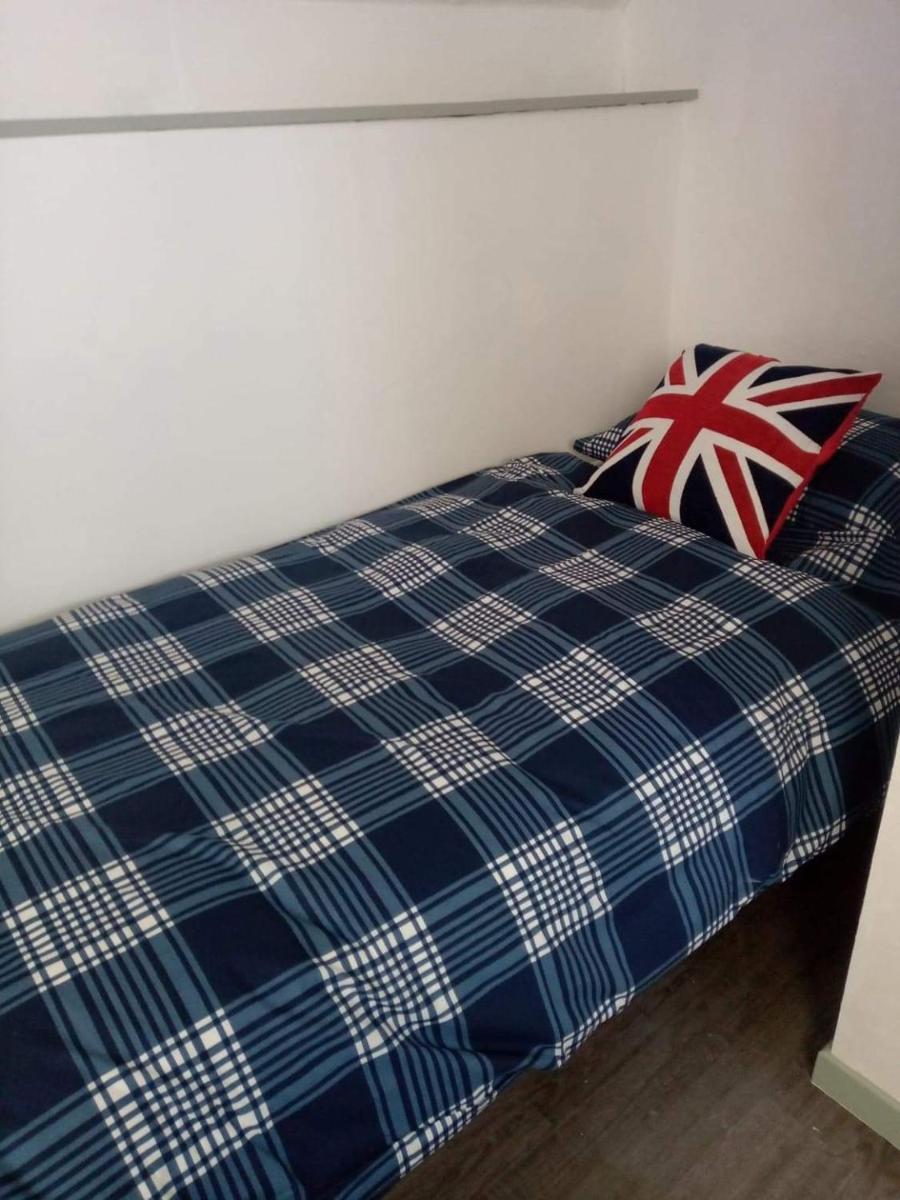 Picturesque holiday cottage Britanny France - Housity