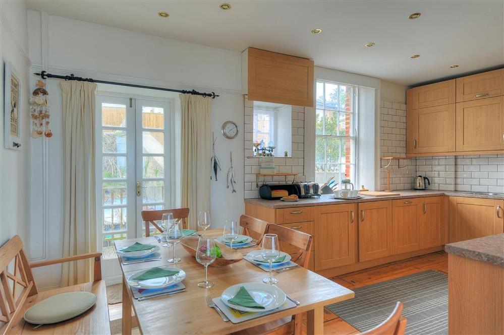 1 Cobb House - Housity