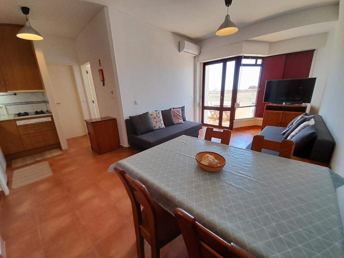 Fortaleza 1BDR Apartment W/Balcony by LovelyStay - Housity