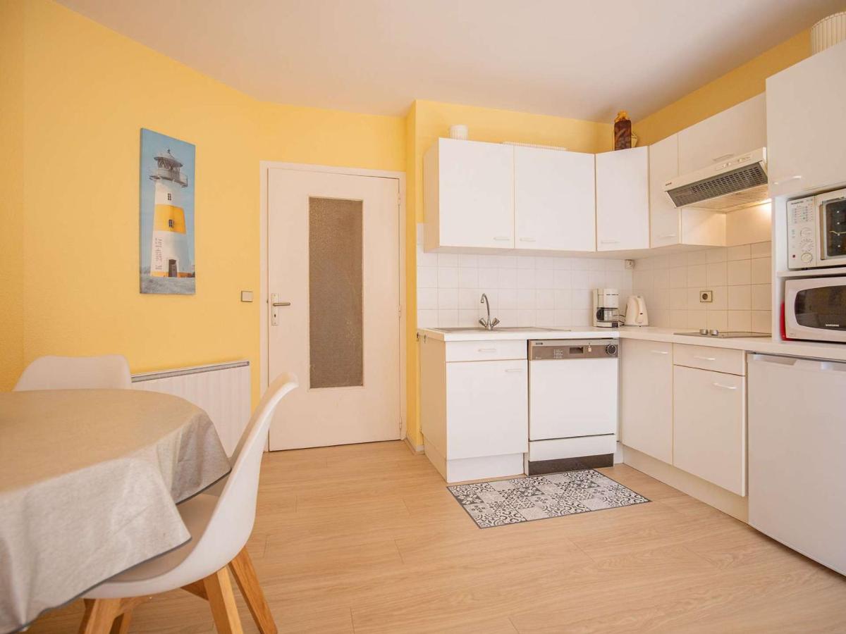Appartement avec parking à 100m de la plage, centre-ville Saint-Jean-de-Luz - FR-1-4-628 - Housity