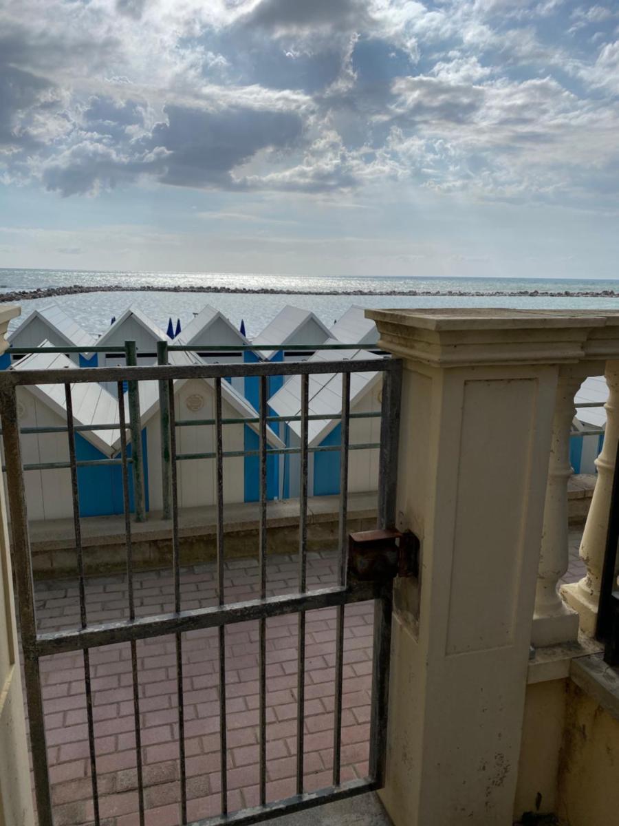 Il mare in cortile - Housity