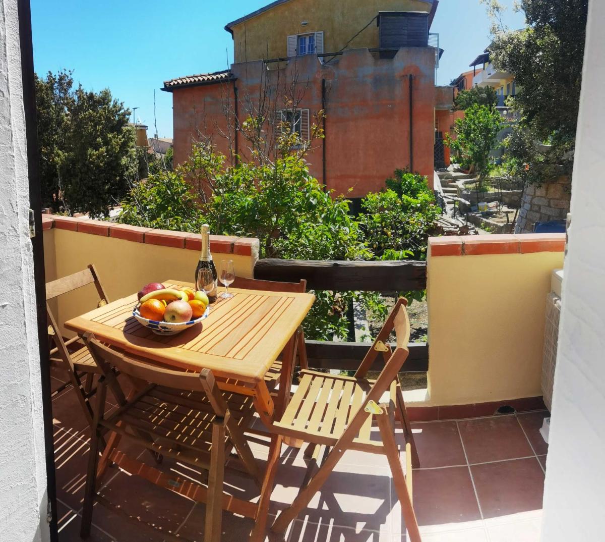 Moderno e ampio trilocale - Housity
