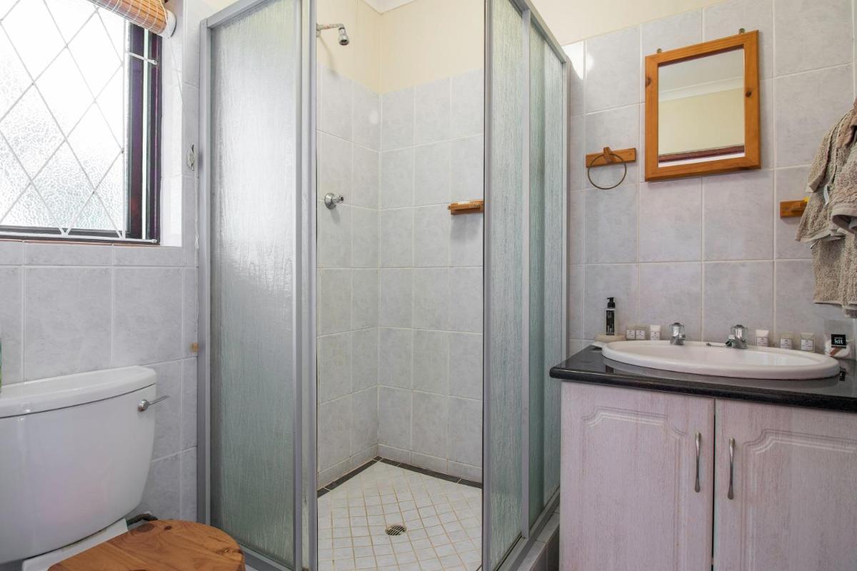Dunwerkin Bachelor Flat - Housity