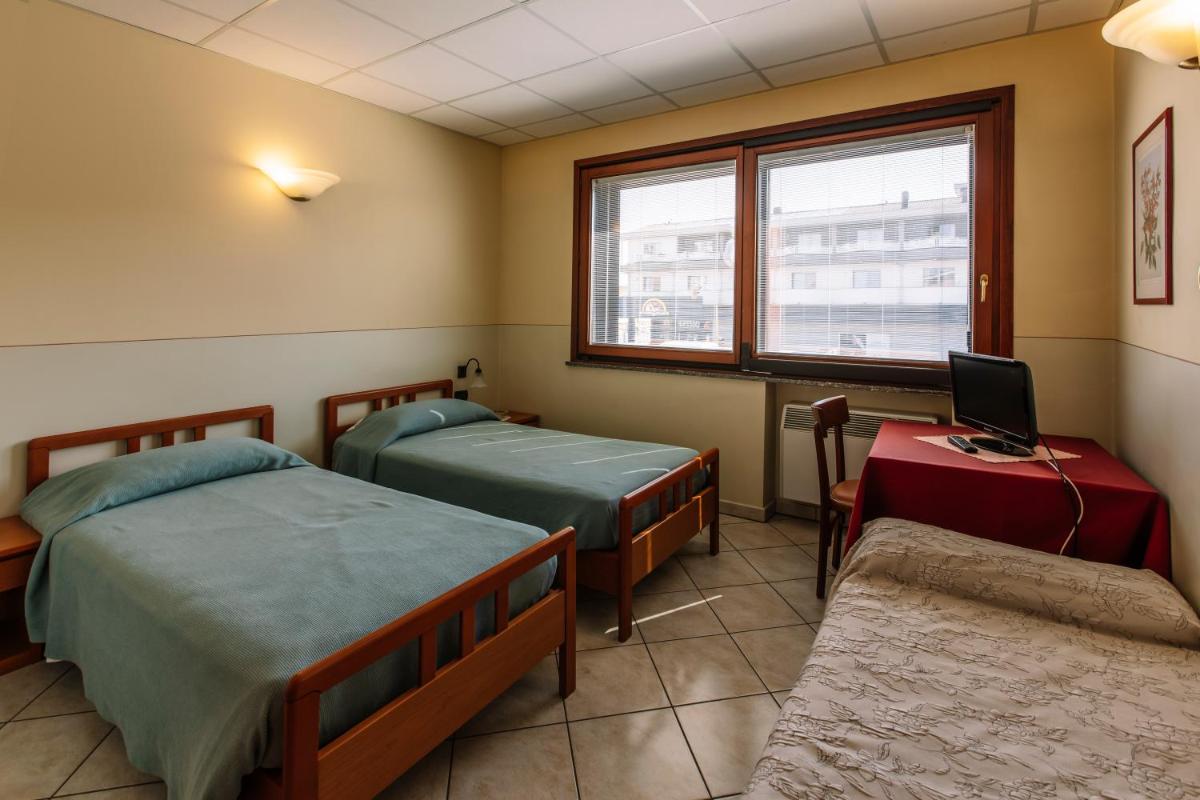 Abba Camere - Housity