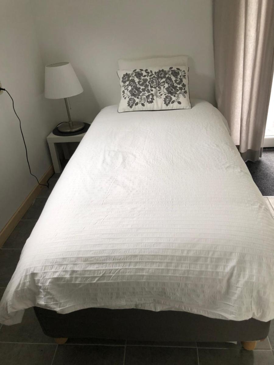 Aquavilla Bed & Breakfast - Housity