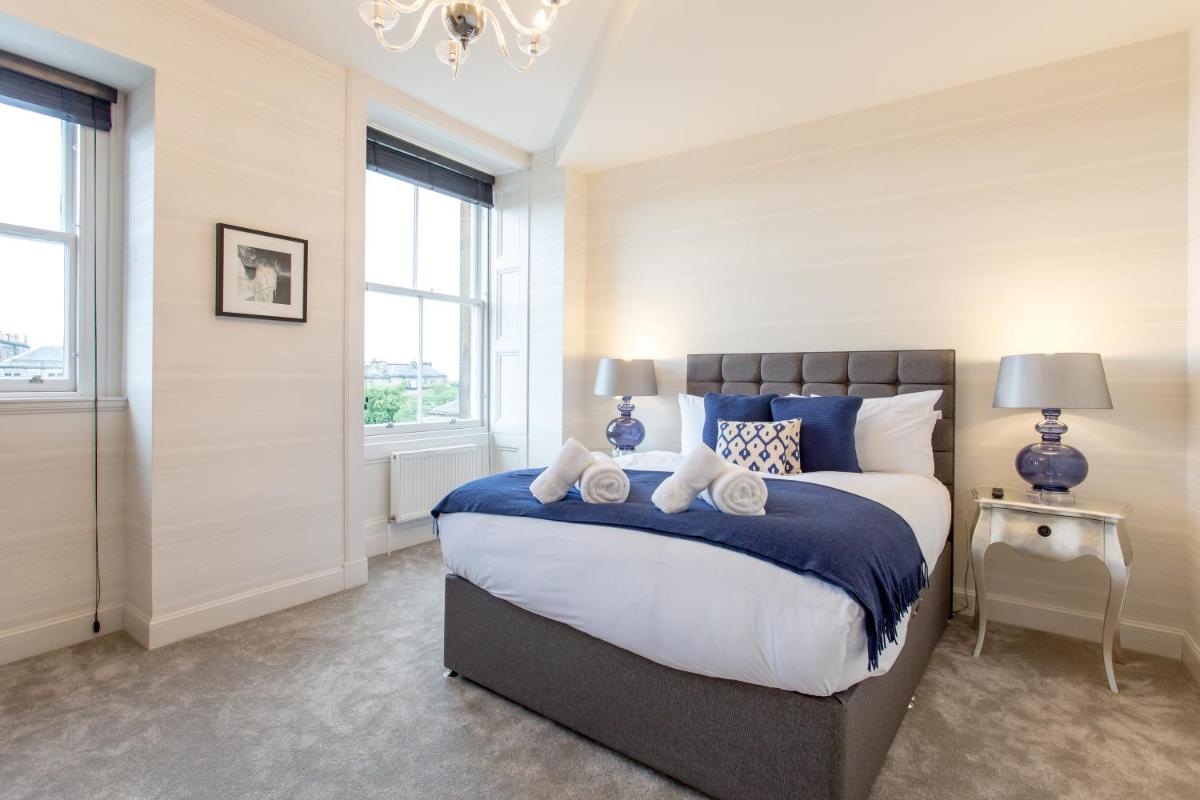 Exclusive 2 Bed, Free Private Parking, in West End - Housity