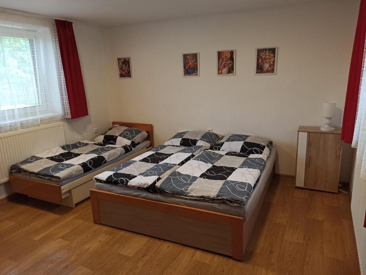 Chaloupka u Vejvodů - Housity
