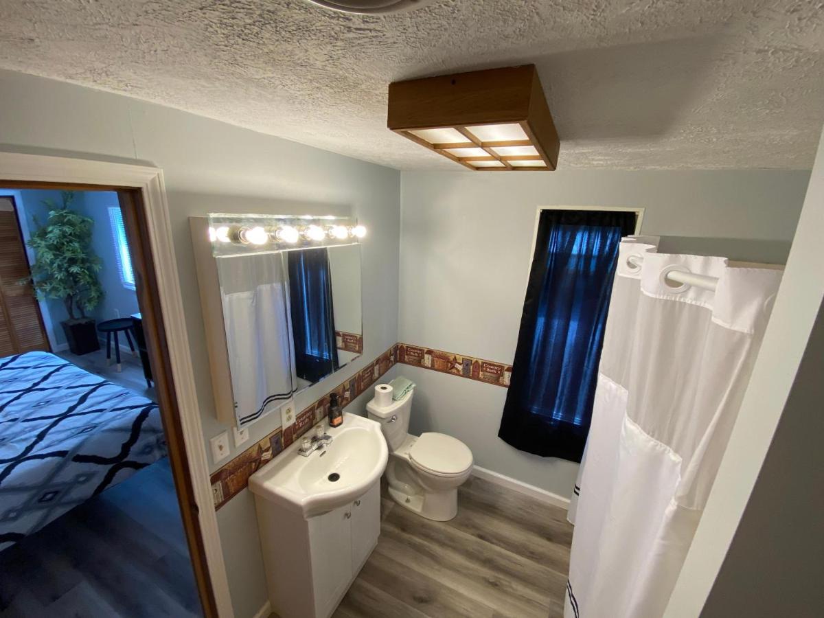 Lake House - Housity