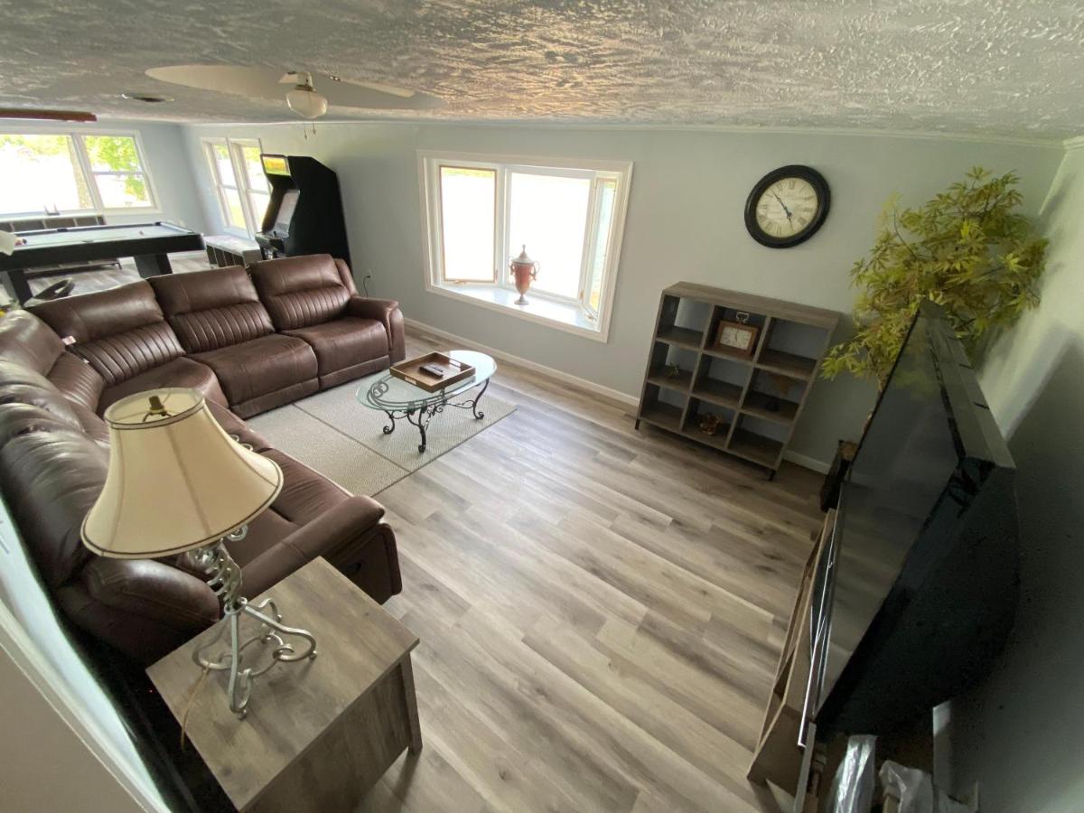 Lake House - Housity