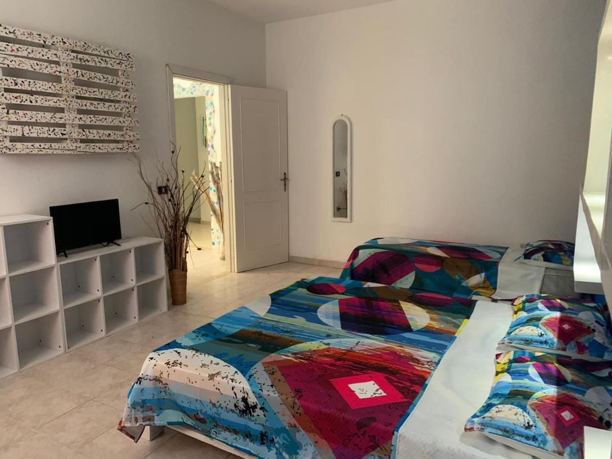 Miró - Housity