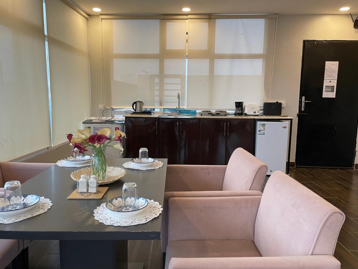 وشل للشقق المخدومة واحة الغروب سابقا - Housity