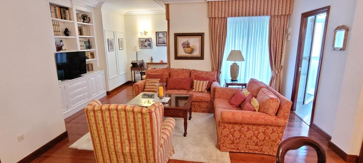 Apartamento Lujo WiFi Algorta Getxo - Housity