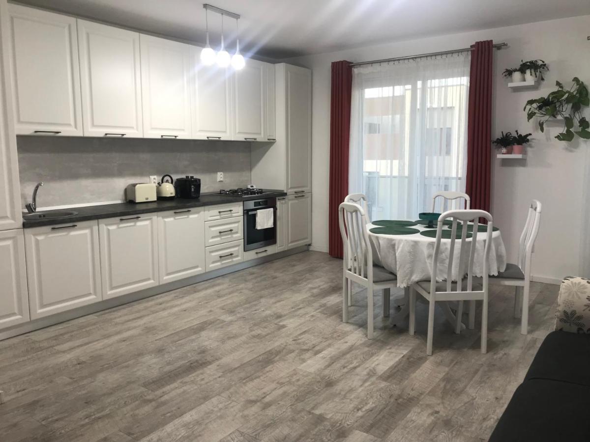 Suitetrails - Reea`s Apartment in Sibiu