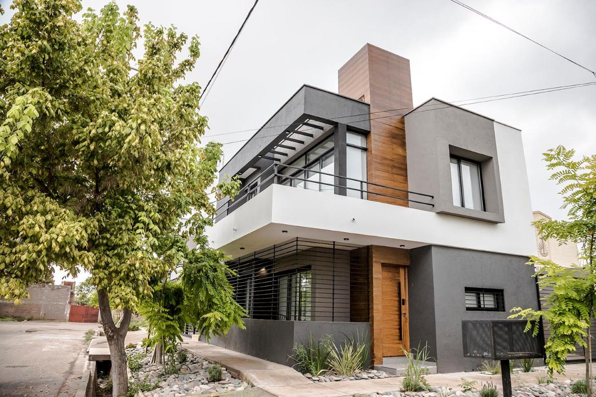 Villanueva Aparts LUX 1 - Housity