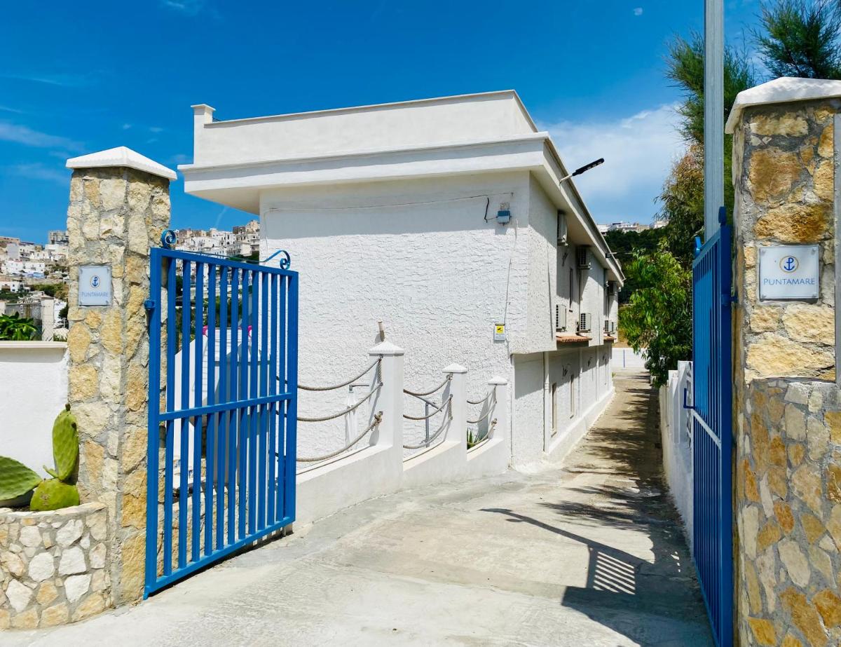 Puntamare House - Housity