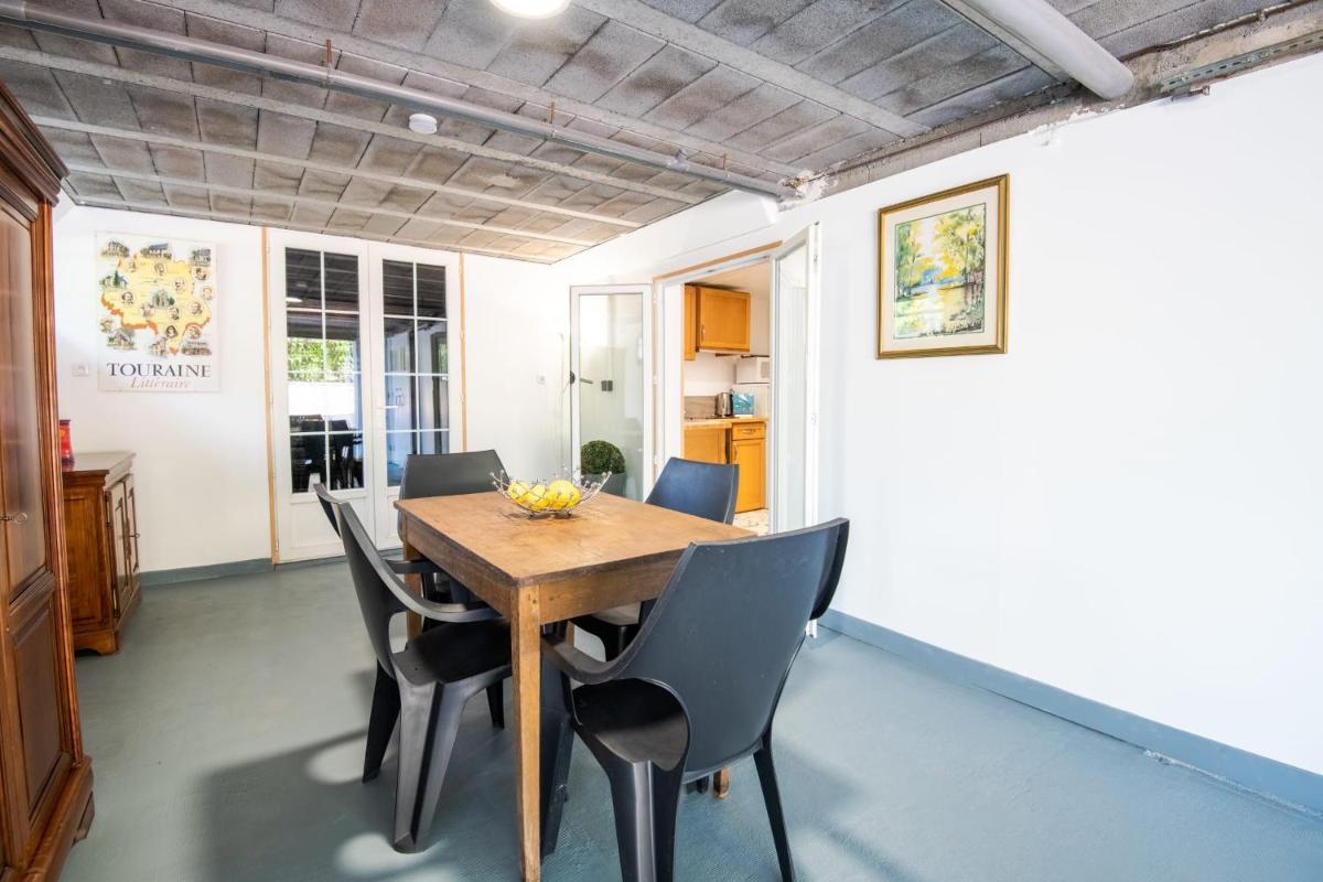 La girafe de Bel-Air - Housity