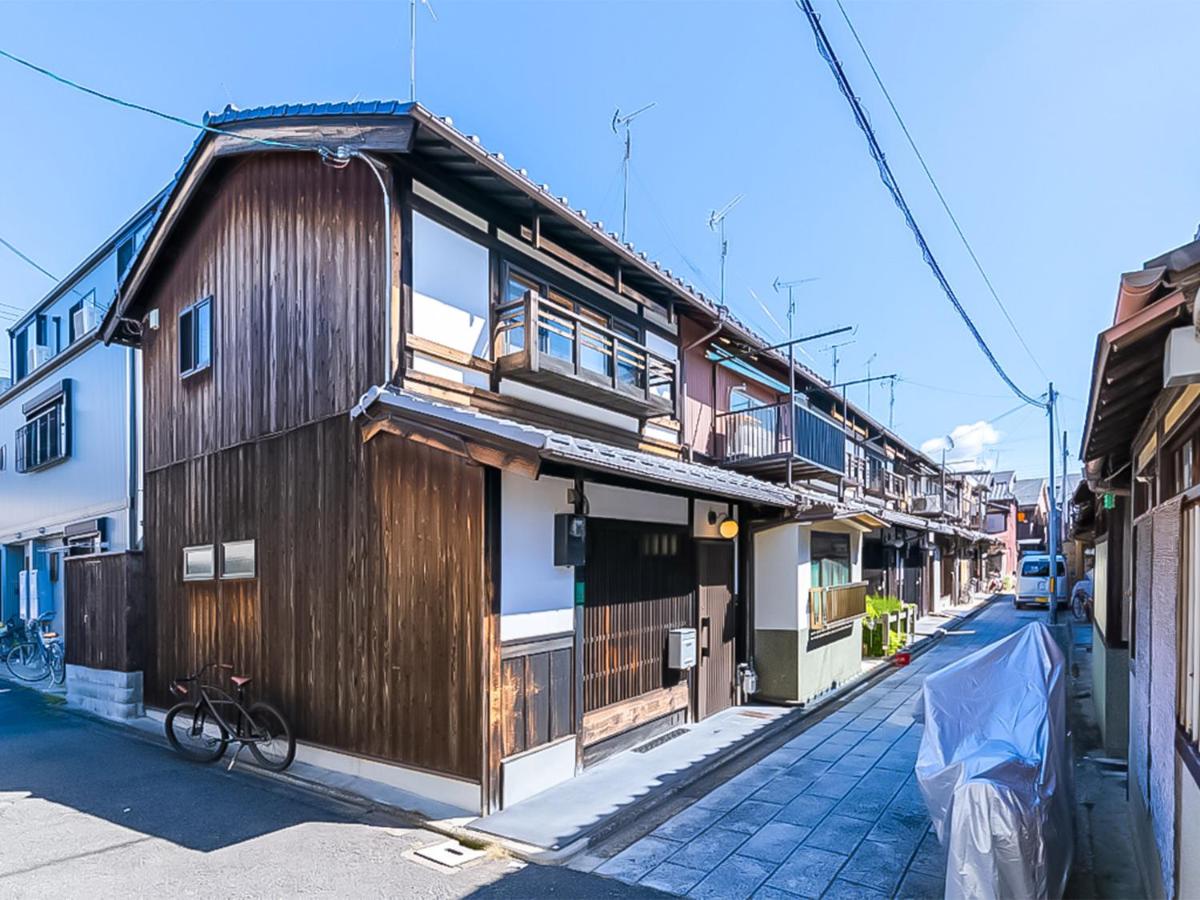 慶有魚·二条城(Kyotofish·Nijojo)*百年町屋青石板*庭院浴缸*二条站6分钟*民宿认证 - Housity