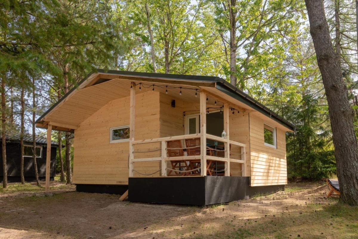 Rykowisko - domki całoroczne nad jeziorem i rzeką - Housity