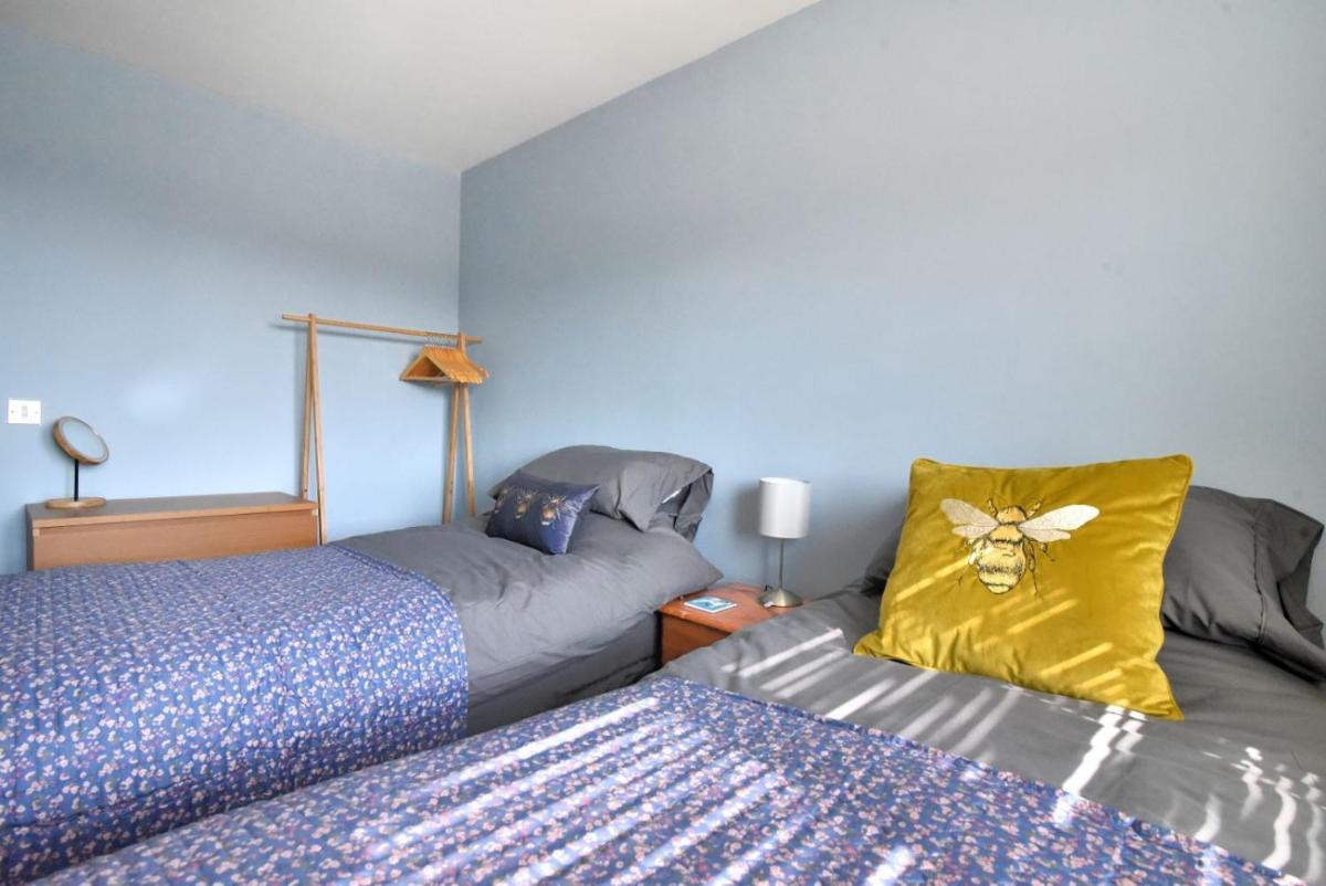 Anning's View - Housity