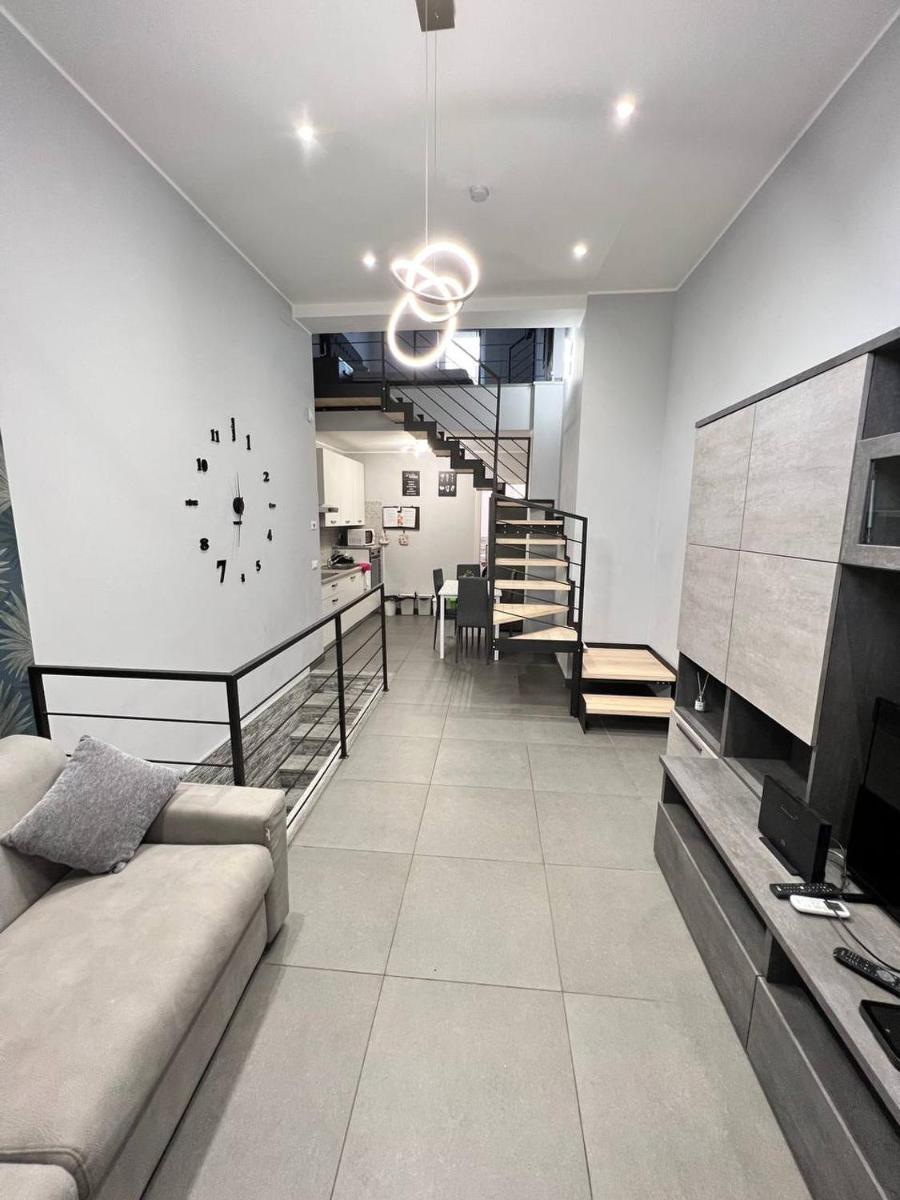 Modern Loft Center of Turin + Jacuzzi [ 30m metro] - Hizvo