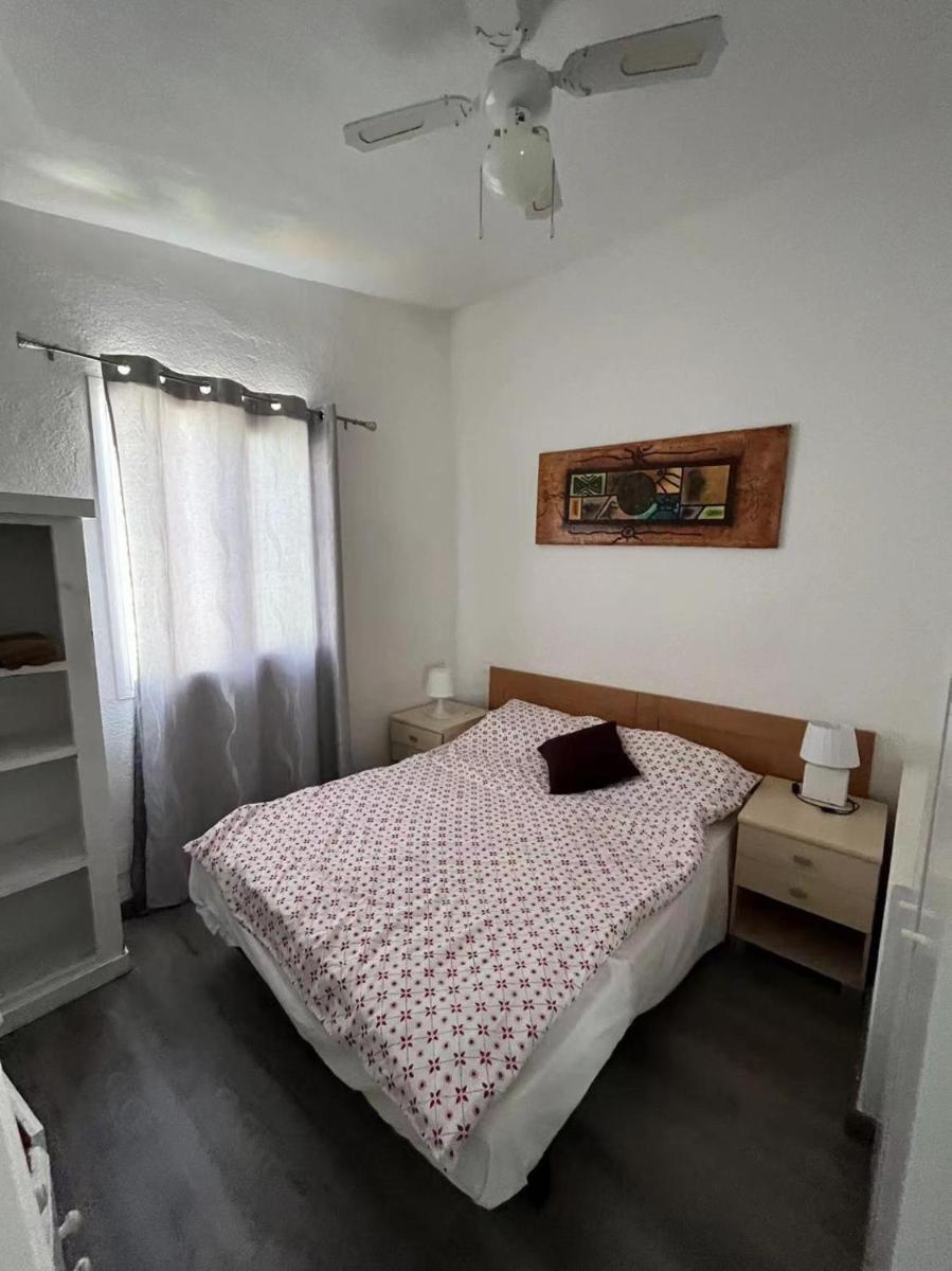 Lovely 4-Bed Cottage in Las Chapas Marbella - Housity