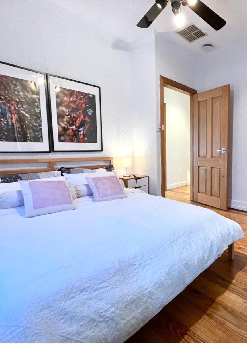 Cozy and stylish 3 bedroom home in Mentone - Housity