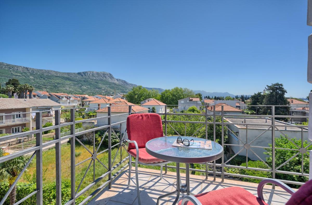 Hotel Aqua - Guest Rooms & Suites Kaštela - Hizvo