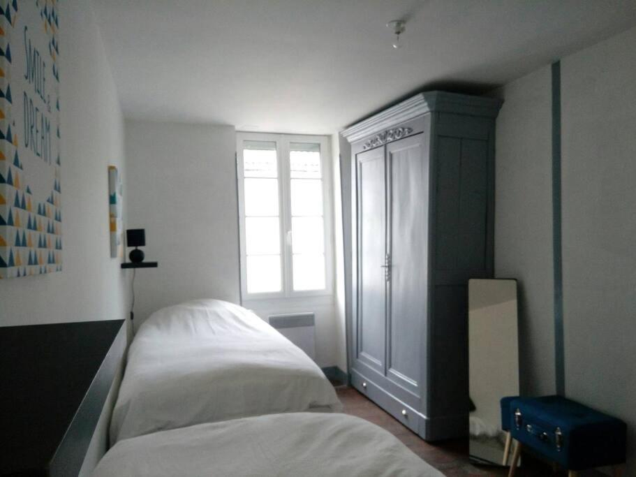 Maison contemporaine et calme, à Virazeil. - Housity