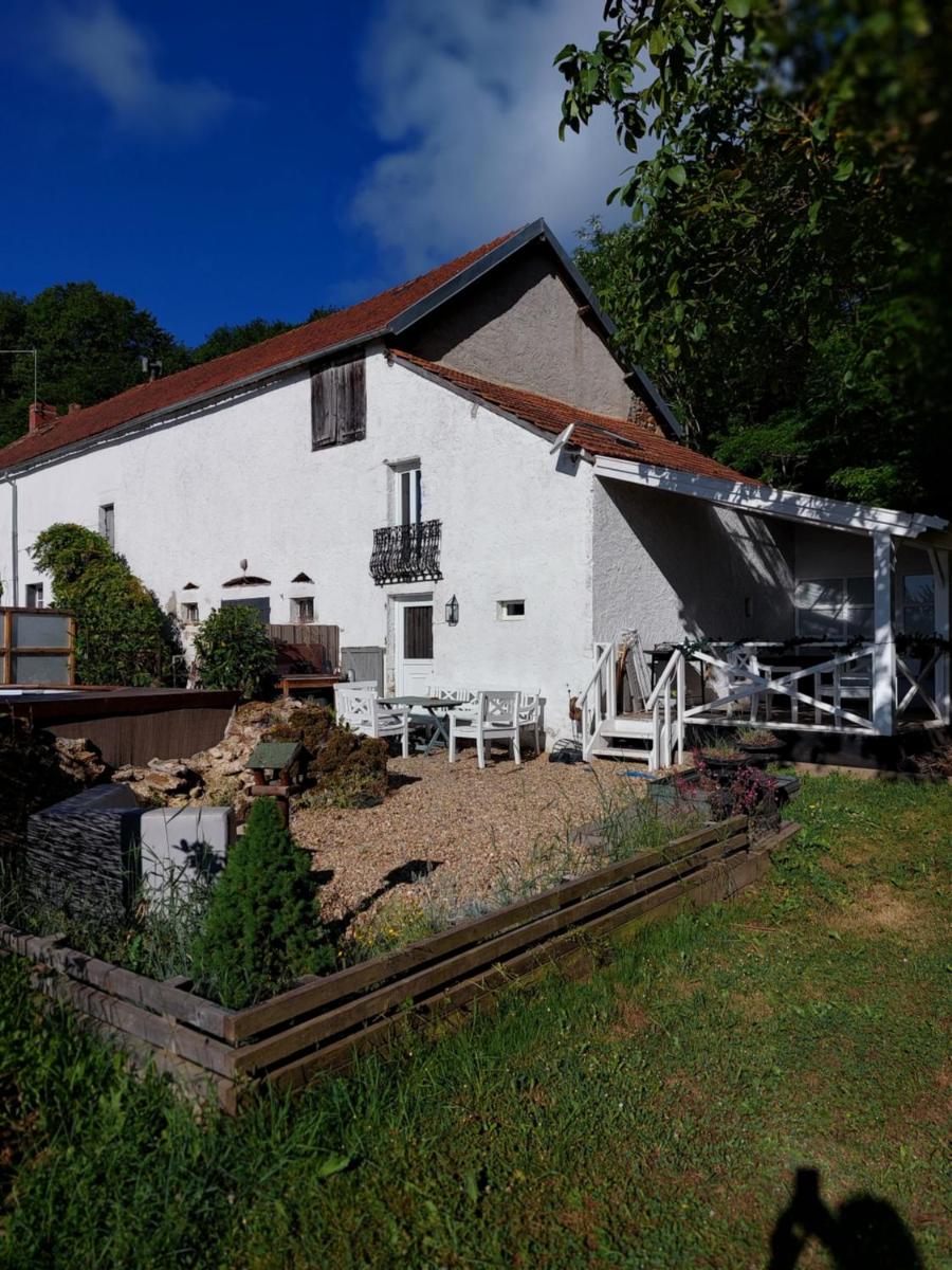 Arc de l'amour - Housity