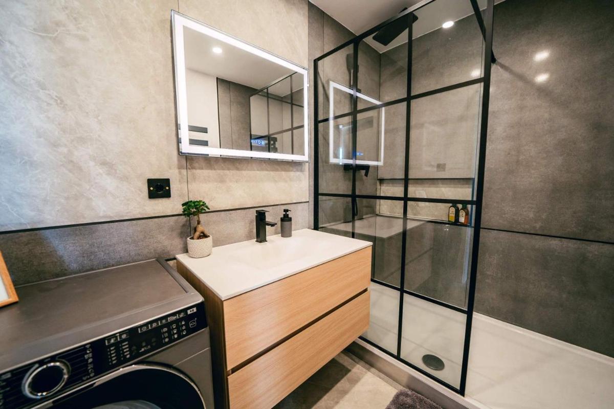 Luxury Apartment w. City Views in Košice Old Town - Housity