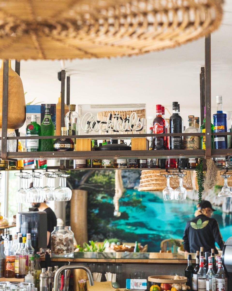 Boissons dans l'établissement Hotel de La Plage - Mahogany