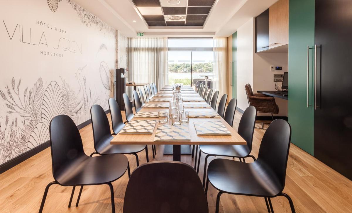 Restaurant ou autre lieu de restauration dans l'établissement Hôtel & Spa Villa Seren
