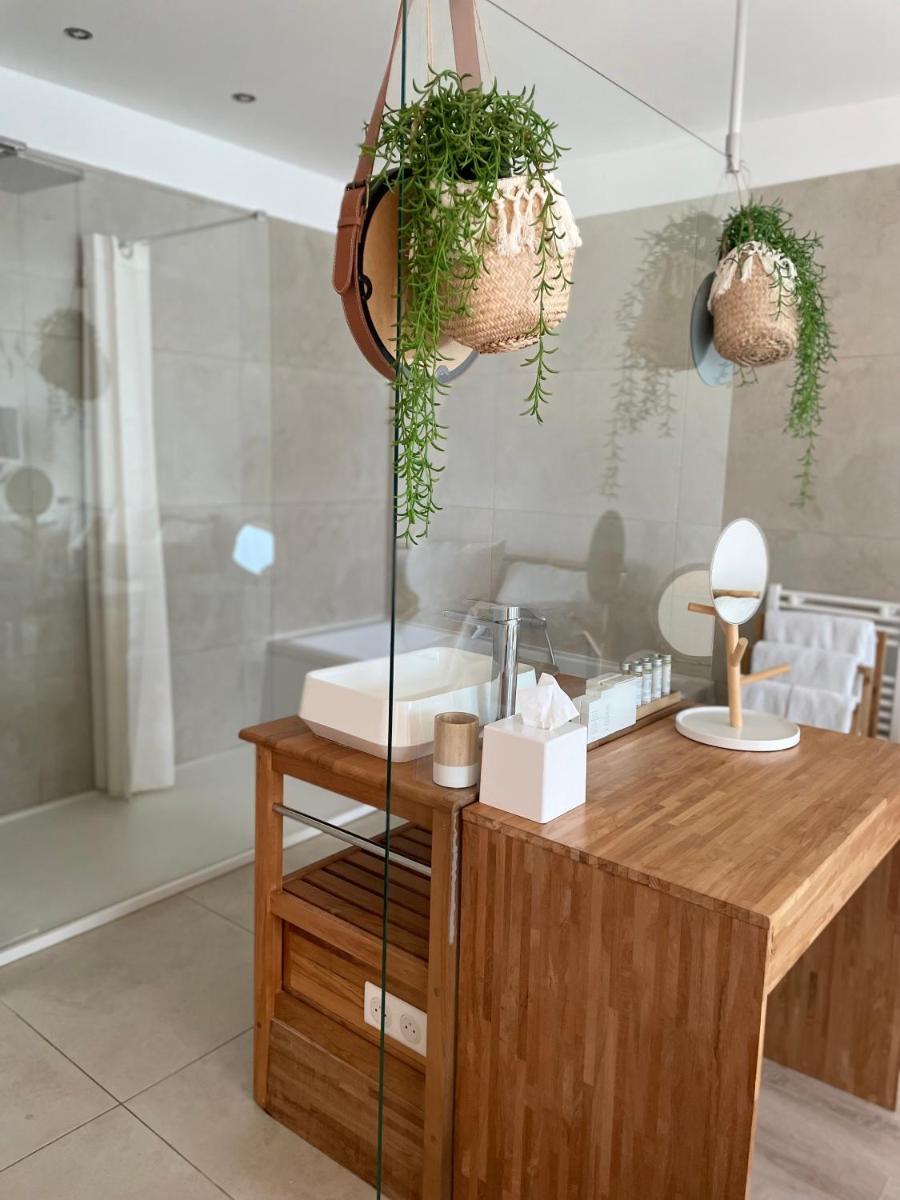 Salle de bains dans l'établissement Hotel de La Plage - Mahogany