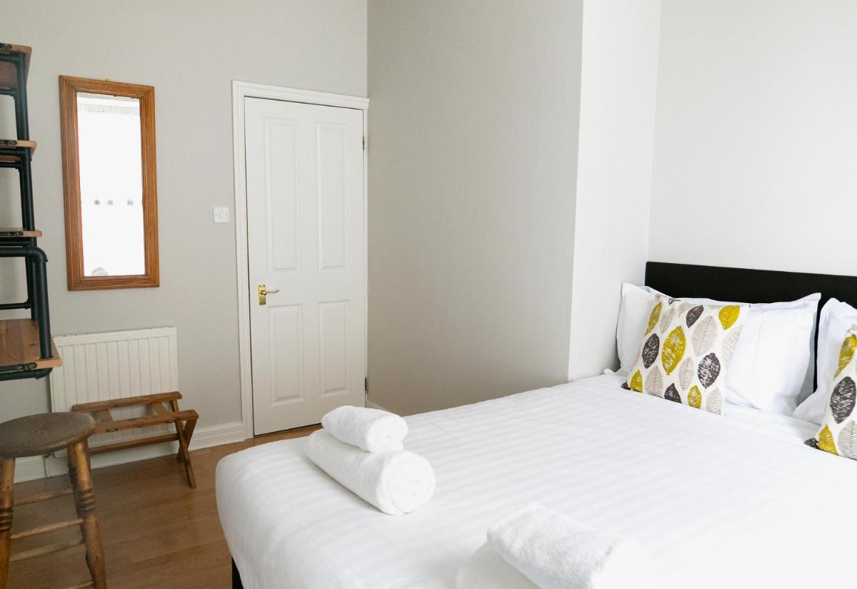 Number 5, 8-10 Cheltenham Mount - Housity