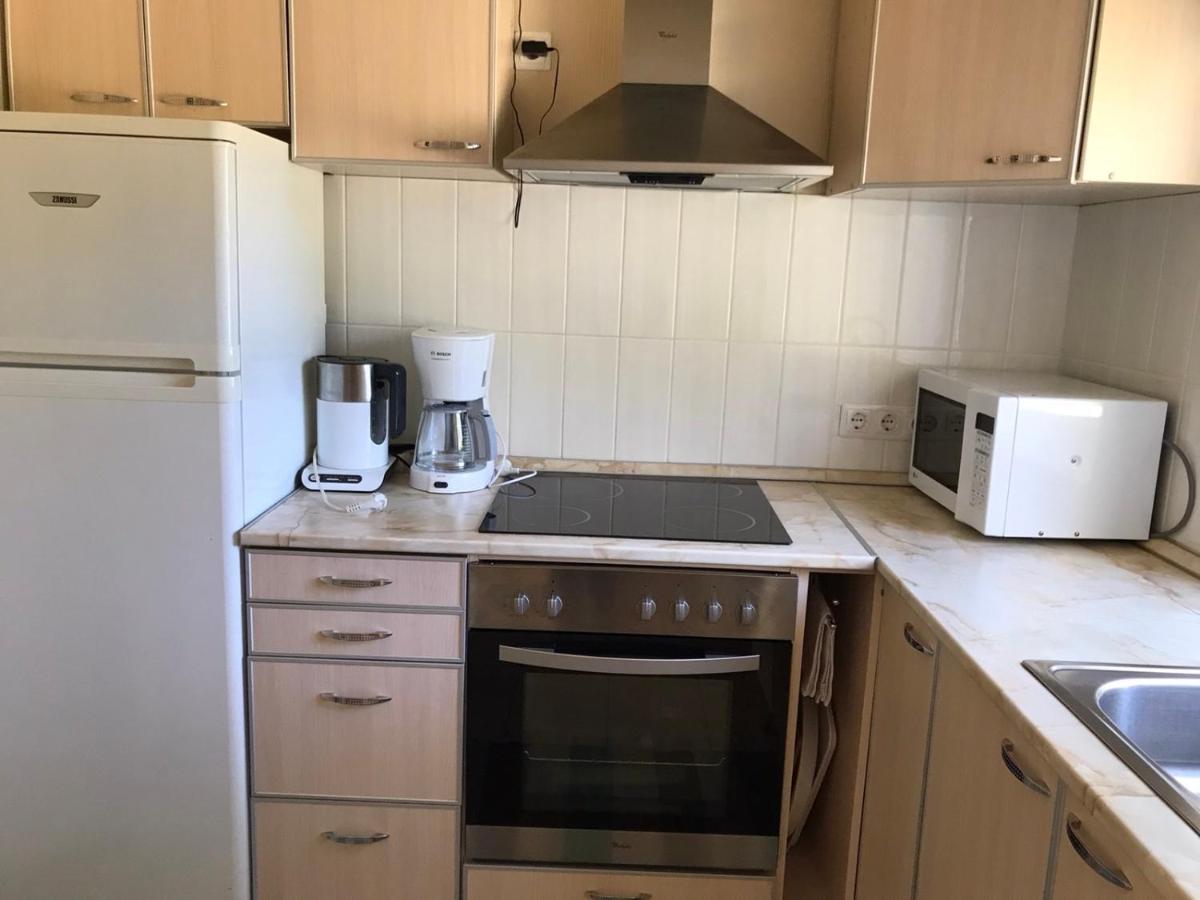 Holiday home by the sea - Housity