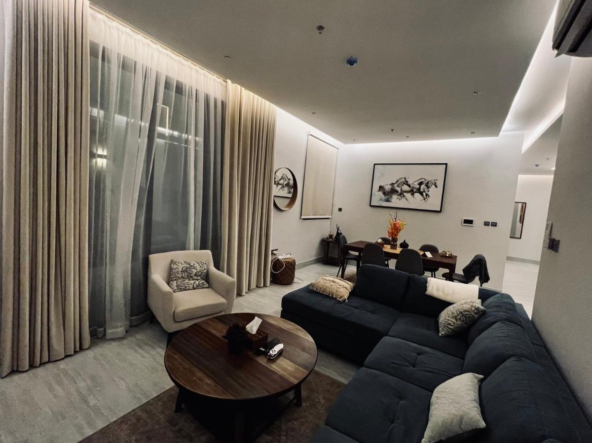 Apartment 102 - Housity