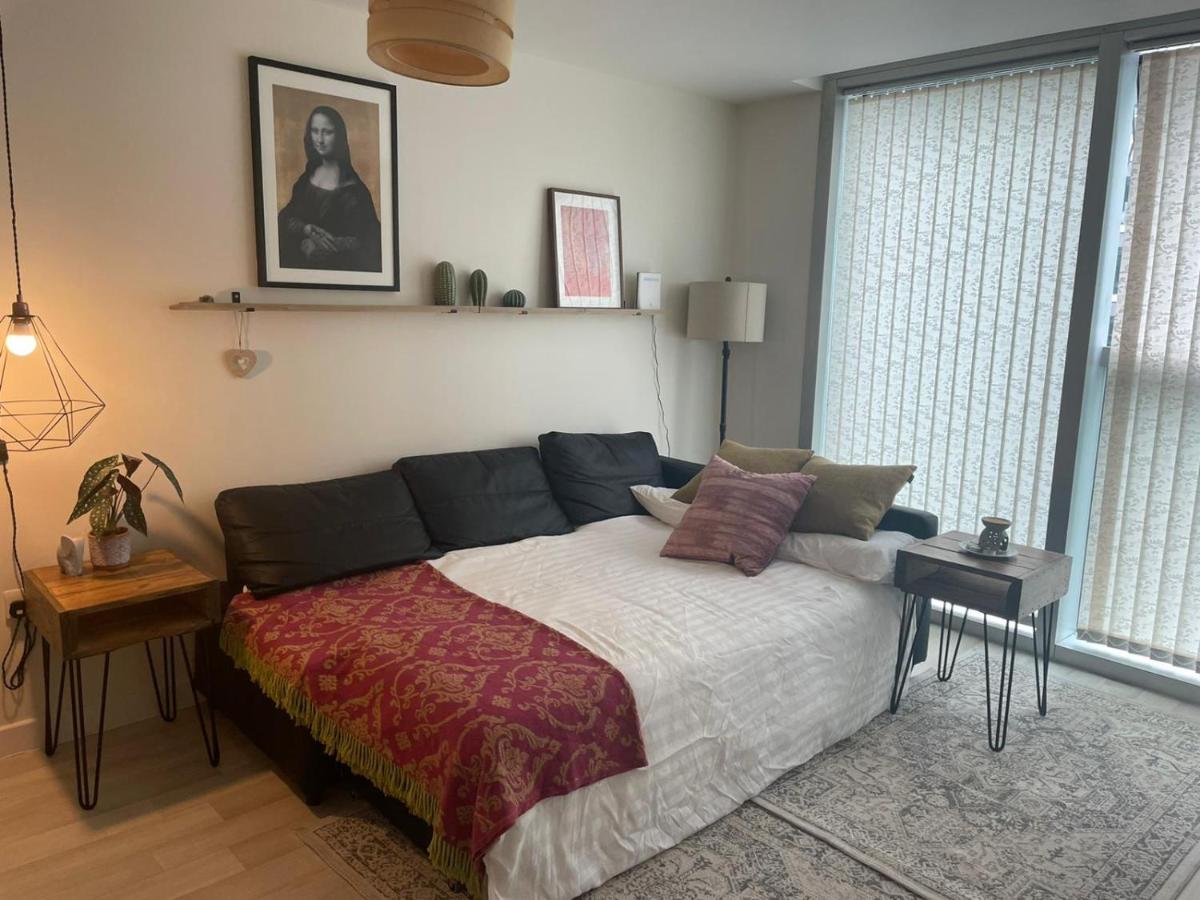 Modern Apartment Located in CMK Restaurant Quarter - Housity