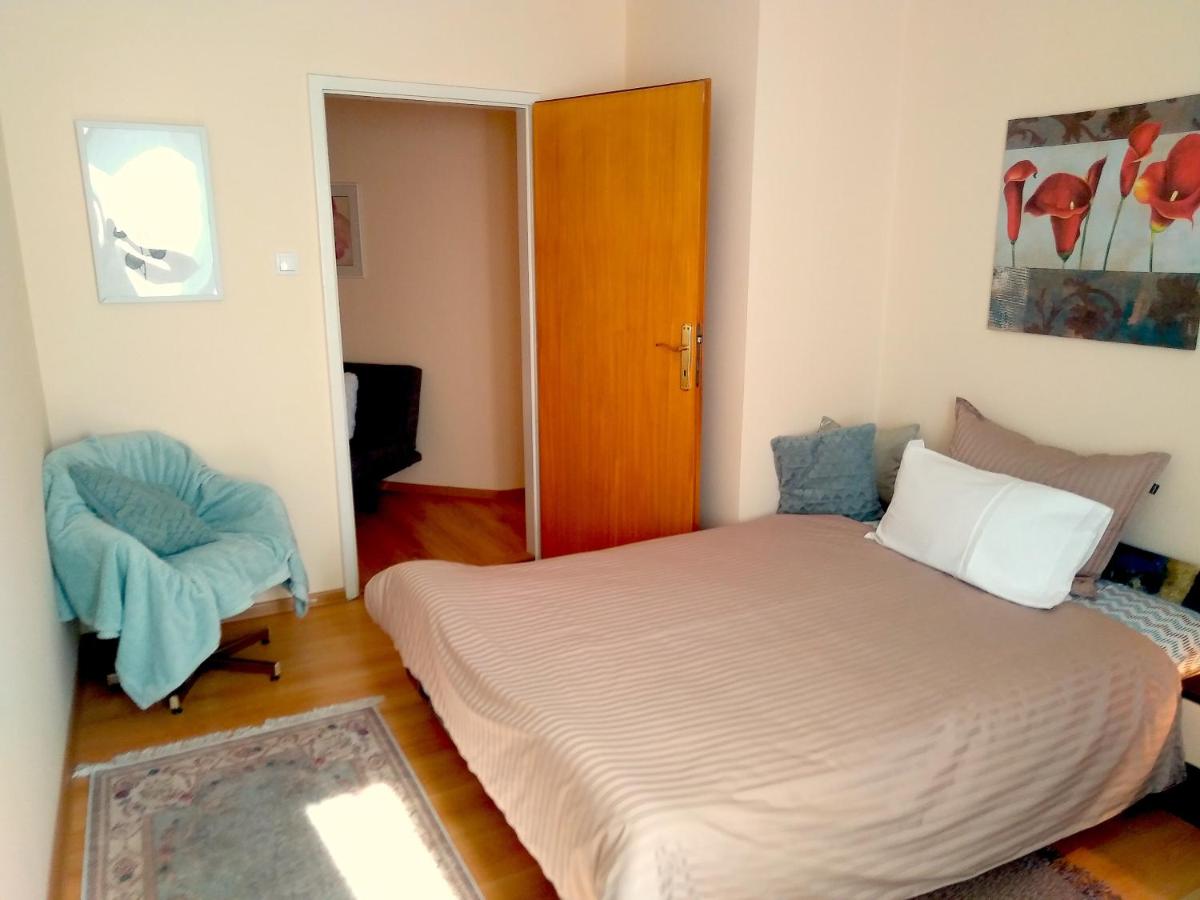 Sandrea I Apartment - Housity