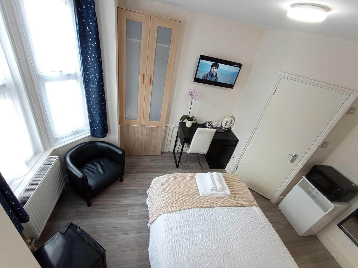 The Little Studio- Self contained one bed studio flat - Housity